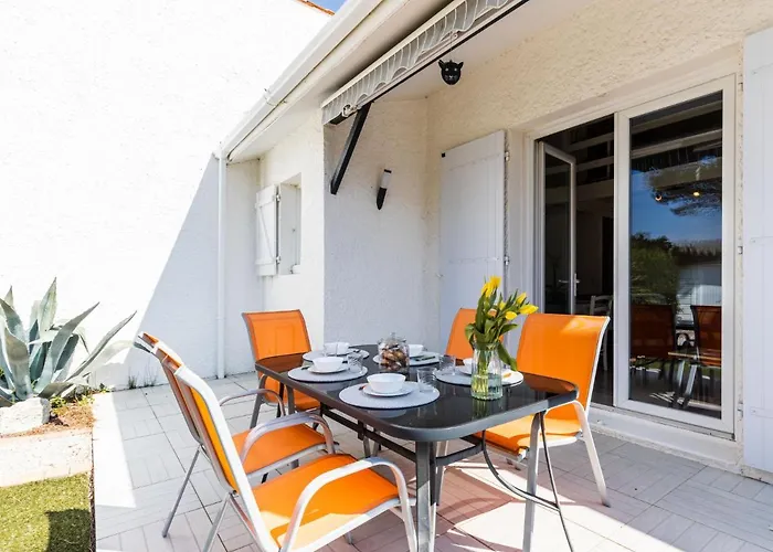 Holiday Home Les Palmyriennes-3 By Interhome