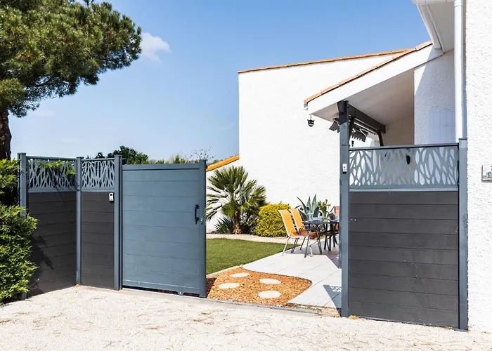 Holiday Home Les Palmyriennes-3 By Interhome